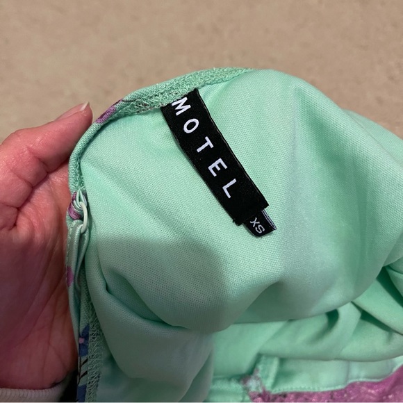 Motel Rocks Coti Dress - Picture 3 of 4